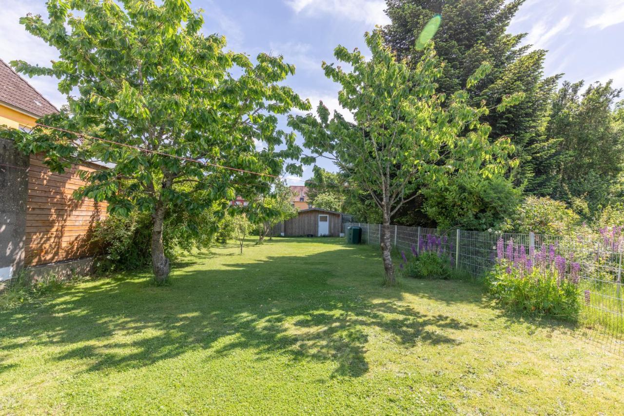 Bootshaus Villa Husum  Exterior photo